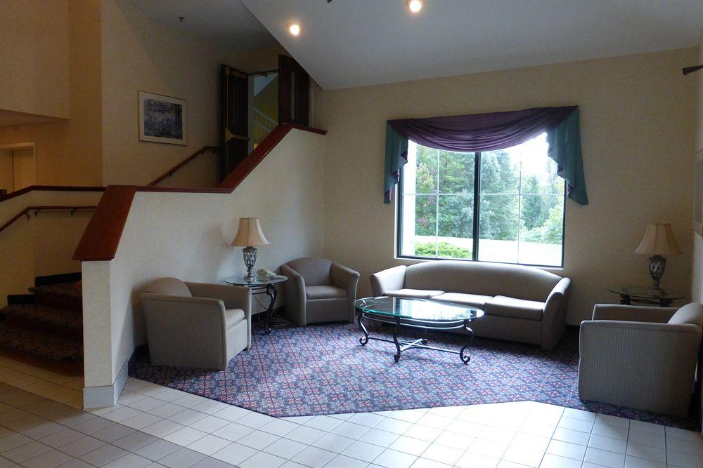 Chesapeake Inn And Suites Lexington Park Patuxent River Naval Air Station California Exterior foto